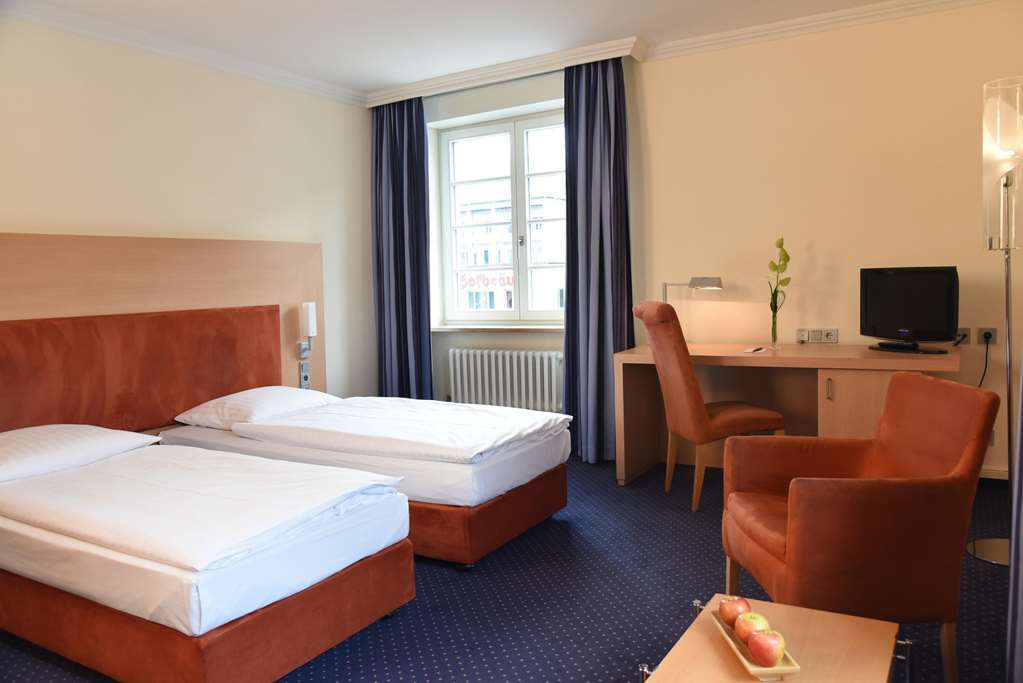 Intercityhotel Stuttgart Zimmer foto